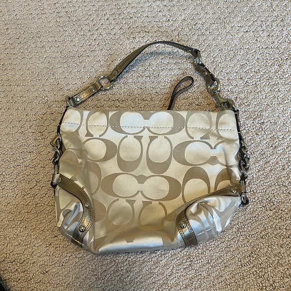 Coach purse - Picture 2 of 3